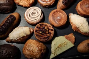Custom pastry sesuai kebutuhan