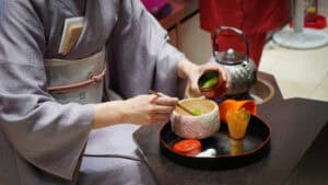 Tradisi Minum Teh di Jepang